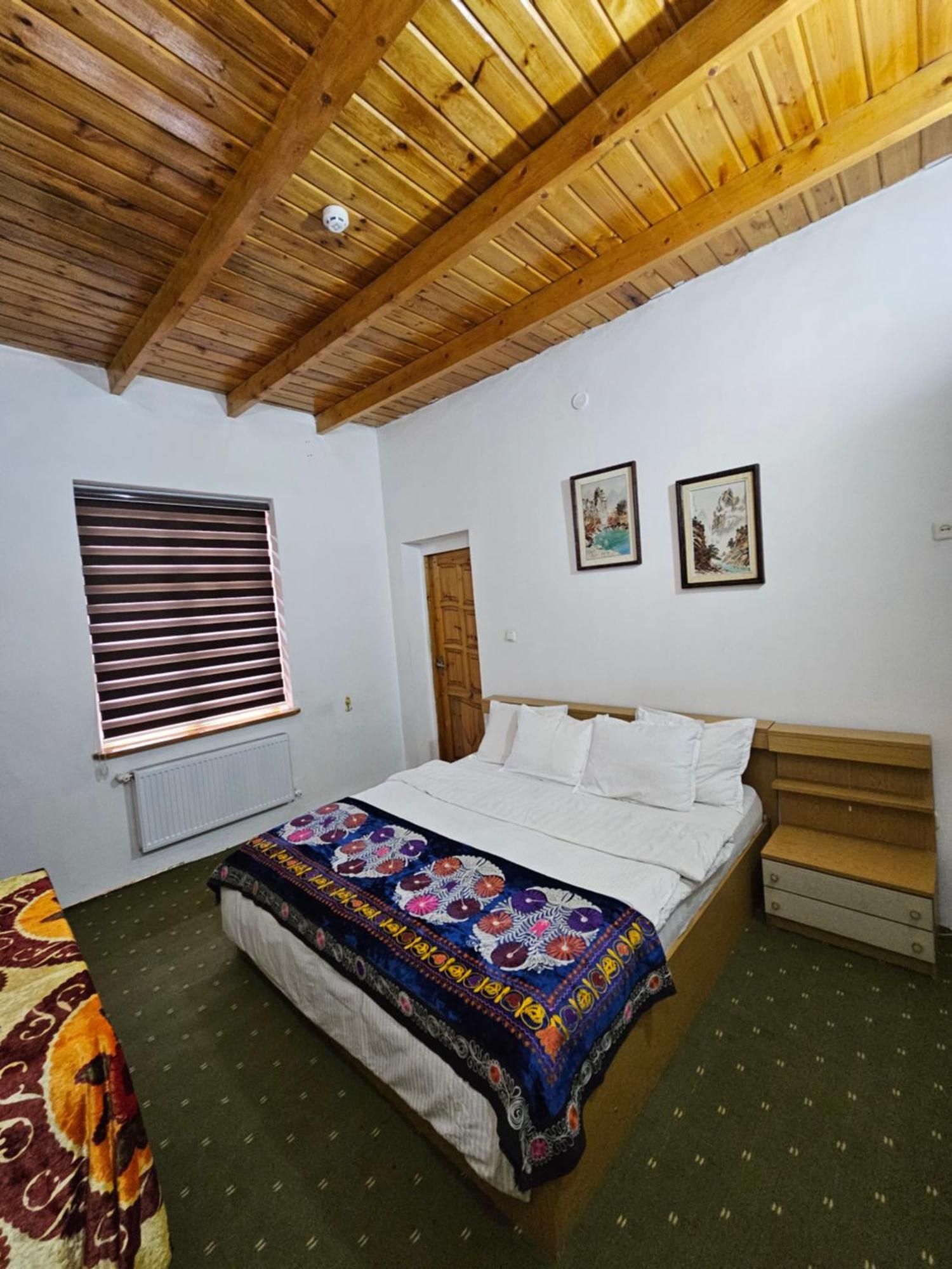 Sim-Sim Hostel & Backpackers Samarcande Extérieur photo